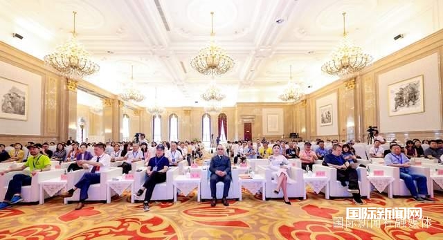 【中驾全联】第七届东盟世界自驾旅游高峰论坛在贵阳举行